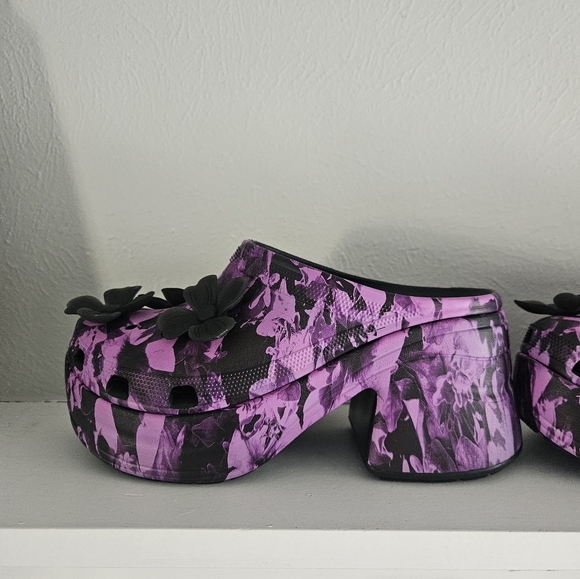 NWT CROCS Siren Hyper Floral Clog- Black/Purple - Picture 4 of 10